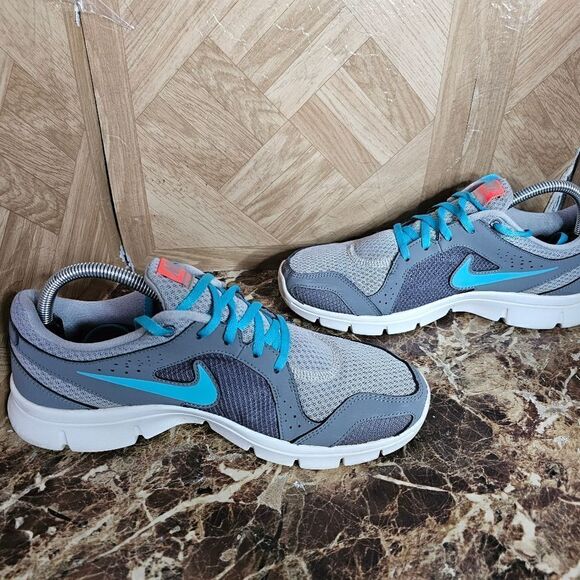 Nike women's FLEX EXPERIENCE RN 2 Running Training Shoes Size 9.5.     285 - Picture 2 of 13